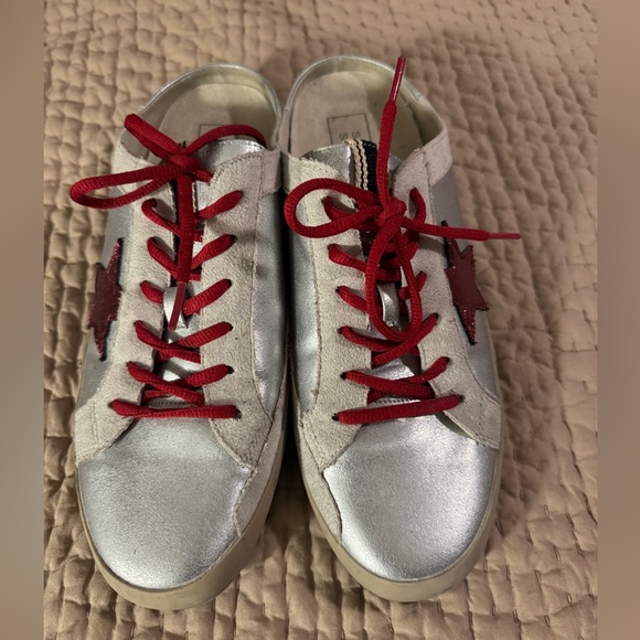 Philippa ShuShop Star Distressed Pre-Scuffed Slip-on Silhouette Sneakers - Picture 3 of 8